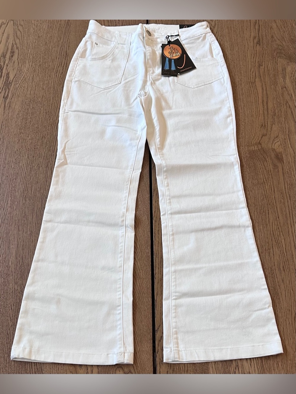 NWOT. Copperflash Women's Flare High Rise White Jeans Size 12